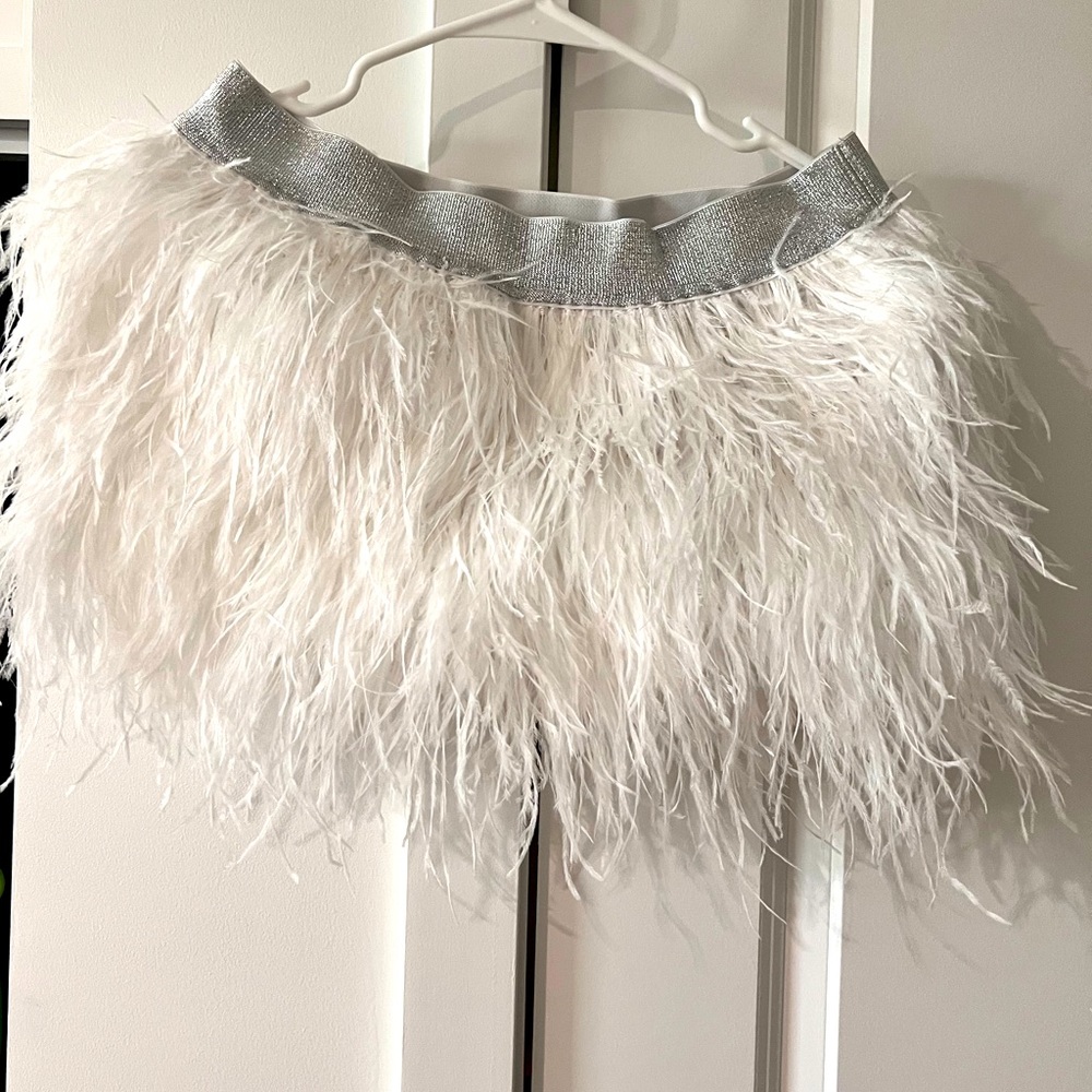 White ostrich feather skirt